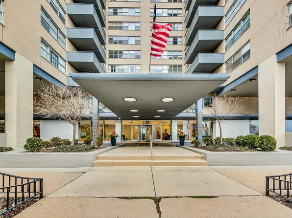 6301 N Sheridan Rd APT 4A, Chicago, IL 60660