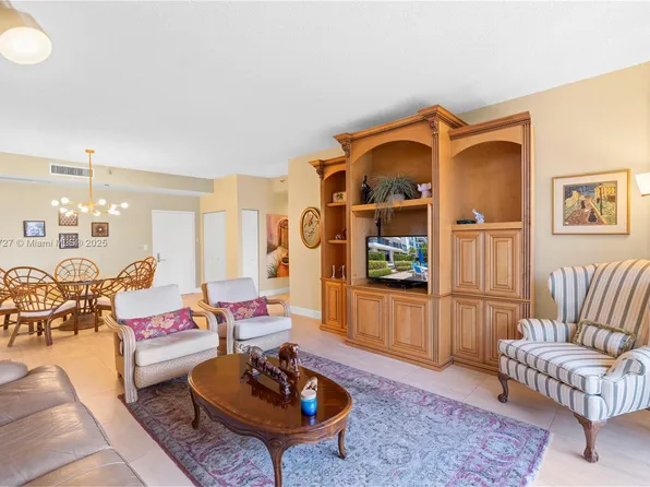 3530 Mystic Pointe Dr APT 102, Aventura, FL 33180