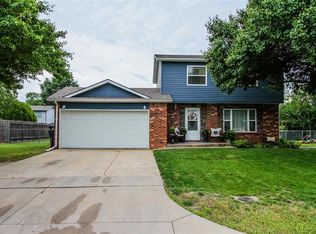 3215 N Bayberry St, Wichita, KS 67226