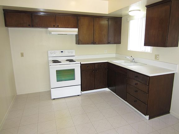 5th image of 11190 Poplar St APT 3