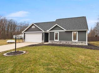 12314 Aboite Rd, Roanoke, IN 46783