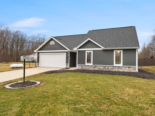 12314 Aboite Rd, Roanoke, IN 46783