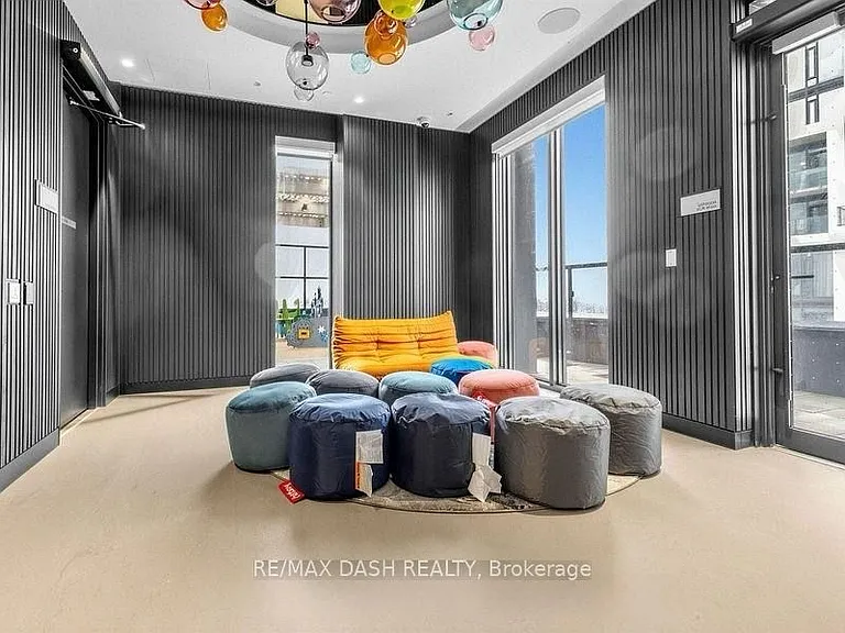 20 Soudan Ave #1208 — Photo 20
