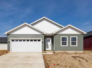 1707 Thornhill Dr, South Bend, IN 46614