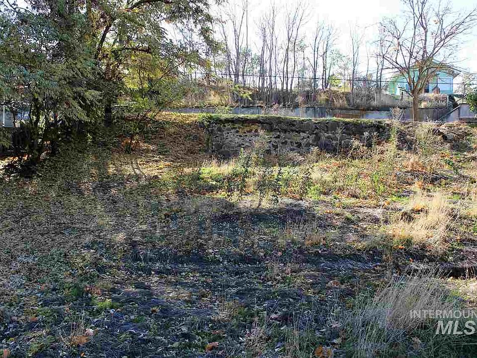 2nd image of Park St