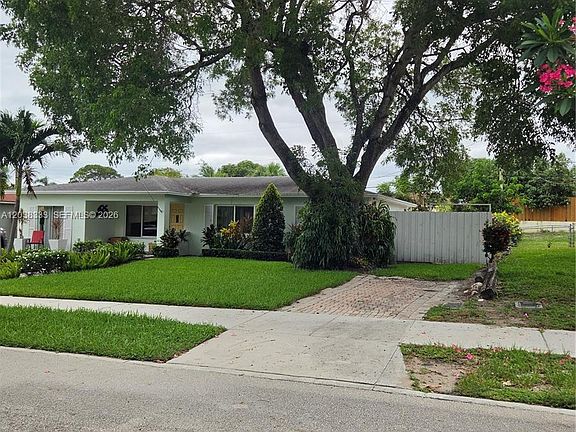 2nd image of 1732 15th Ave N