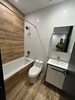 Rented by Delmark Realty LLC | media 22