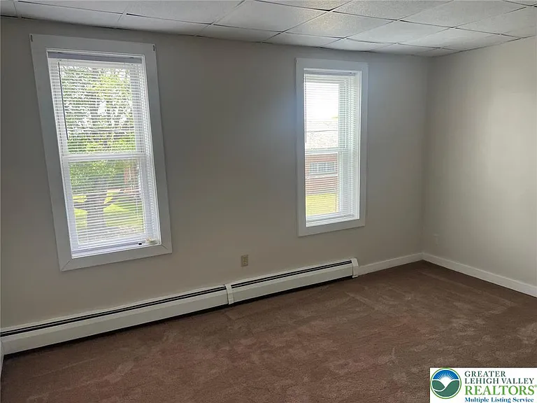 431 Maple St — Photo 5