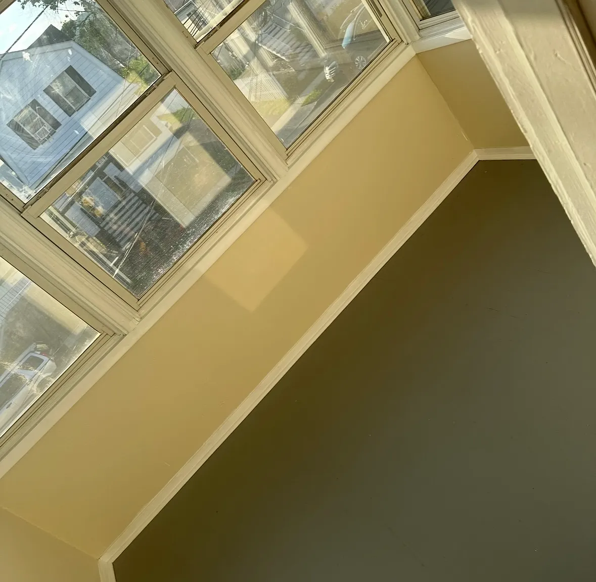 3 bed, $2,600 — Photo 2