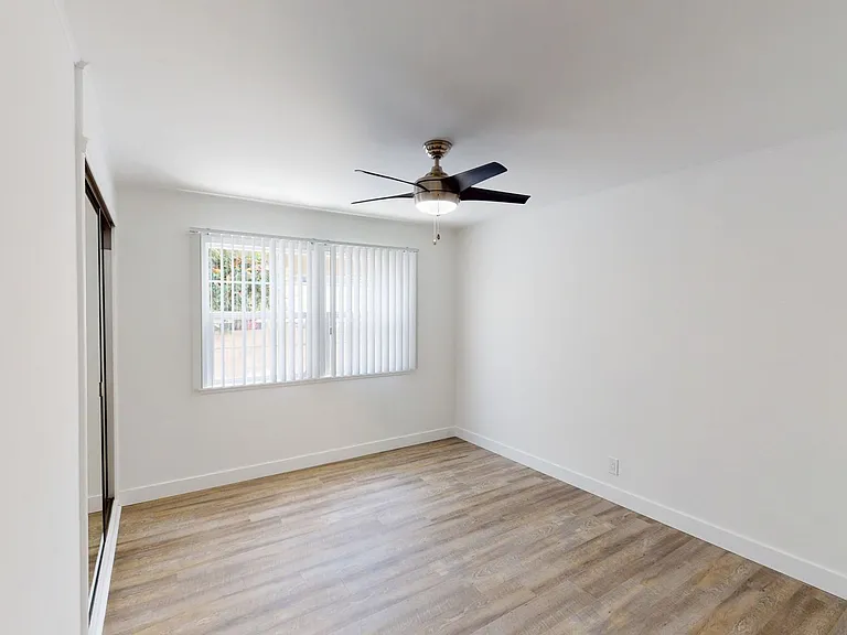 Upgraded & Remodeled, Cozy & Quiet — Photo 5