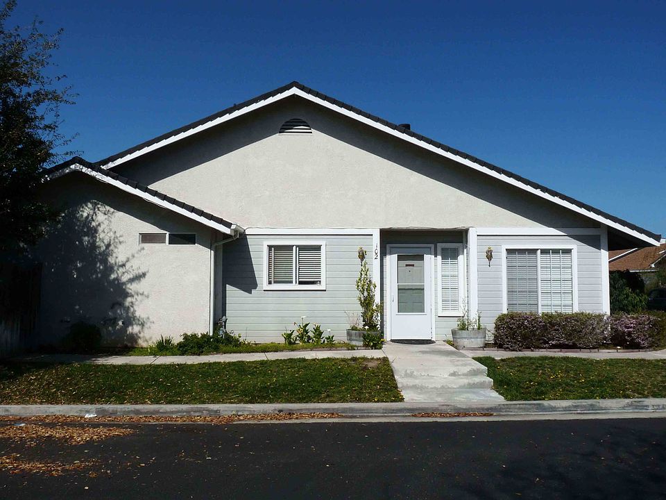 1st image of 102 Downey Cir