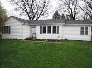 318 W Prairie St, Harrisville, PA 16038