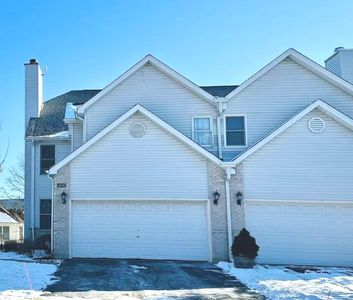 2035 Thornwood Cir, Saint Charles, IL, 60174