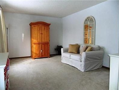 4th image of 1384 Boswall Dr