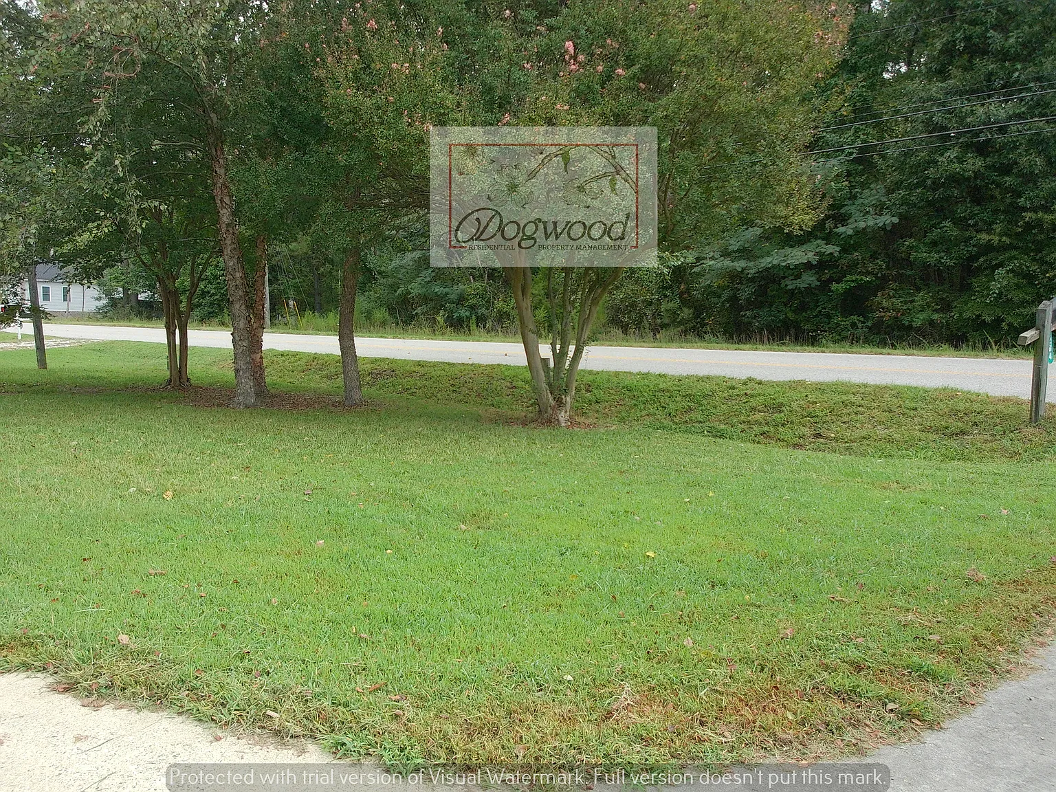 3 bed, 1056 sqft, $2,200 — Photo 3