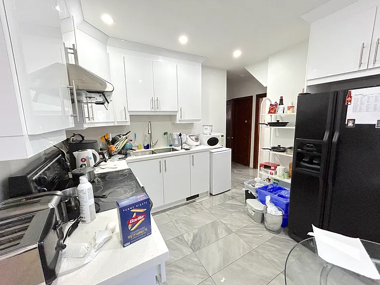 65 Hillview St #B2 — Photo 9