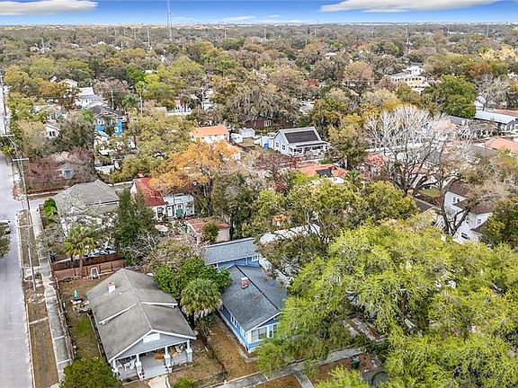 3rd image of 1004 E 22ND AVENUE