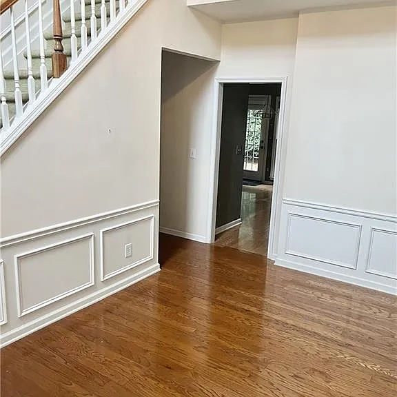 5080 Avala Park Ln — Photo 3