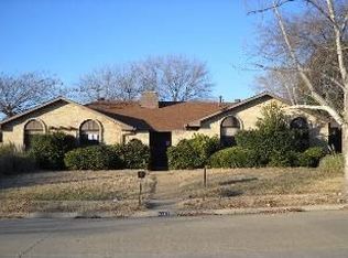 6663 Roundrock Rd, Dallas, TX 75248