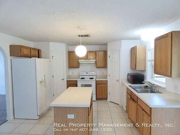 4th image of 14108 Econ Woods Ln