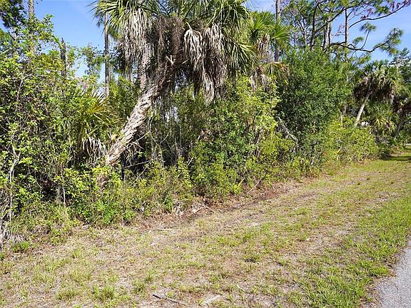 4th image of 510 DAILEY STREET LOT 17