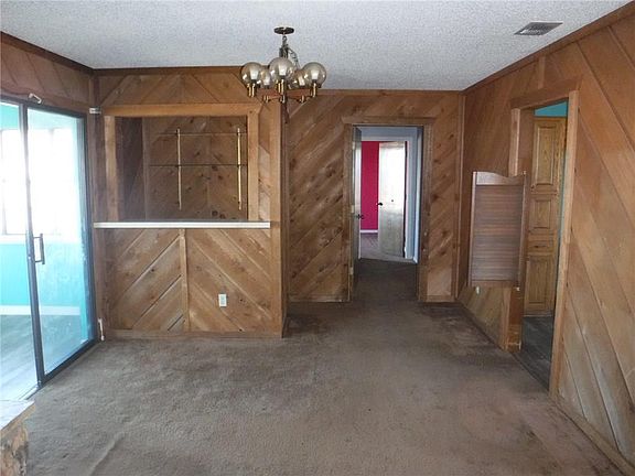 5th image of 507 W Pecan St