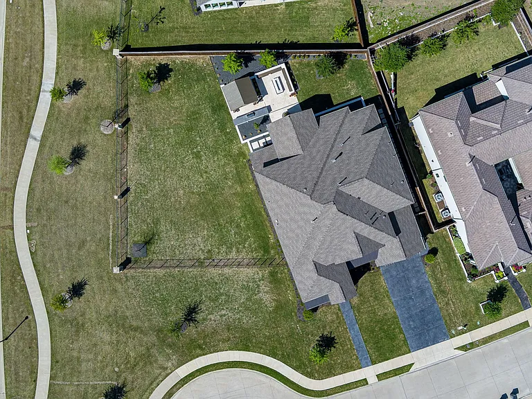 701 Star Meadow Dr — Photo 24