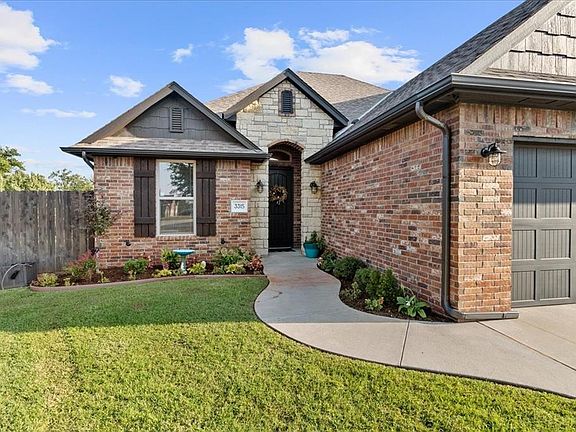 2nd image of 3315 Everton Ct
