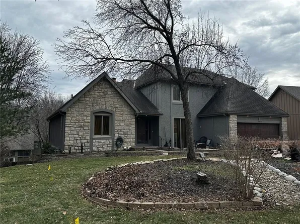 14925 W 82nd Ter, Lenexa, KS 66215