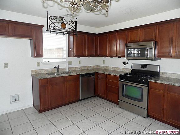 5th image of 4265 S 205th East Ave