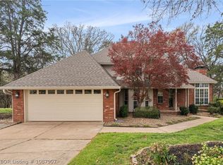 1103 Fir Dr, Van Buren, AR 72956