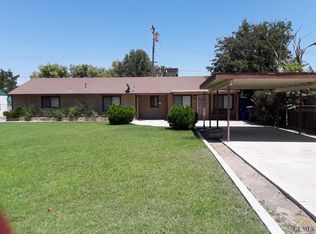 800 Irvin St, Bakersfield, CA 93304
