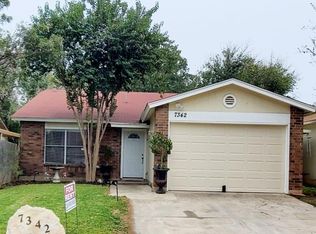 7342 Corian Park Dr, San Antonio, TX 78249