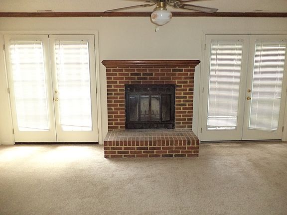 3rd image of 5267 Settlers Park Dr