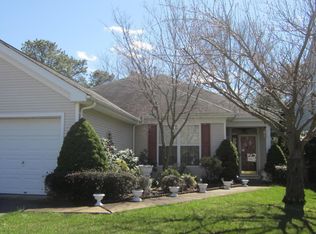 3 Goldensprings Dr, Lakewood, NJ 08701