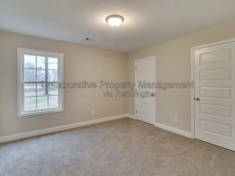 338 Tallulah Bnd — Photo 3