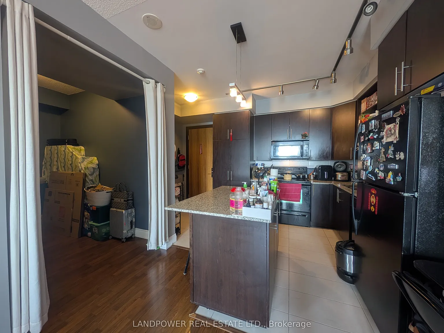 2 bed, $2,300 — Photo 4