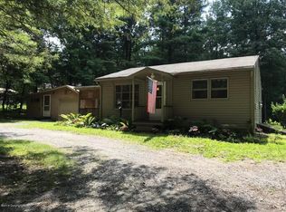 1437 Sherwood Forest Rd, Saylorsburg, PA 18353