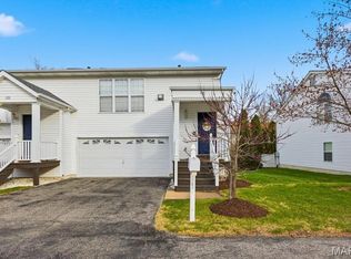 118 Towne Square Ct, Eureka, MO 63025