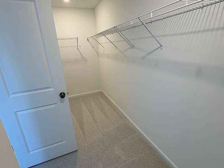 425 Venetian Dr — Photo 14
