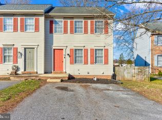 58 Cranfield Ct, Elizabethtown, PA