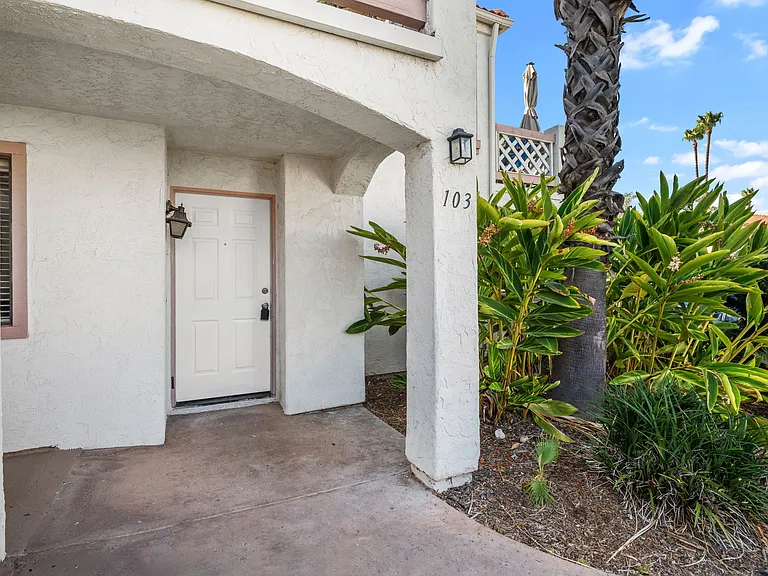 9424 Twin Trails Dr #103 — Photo 43