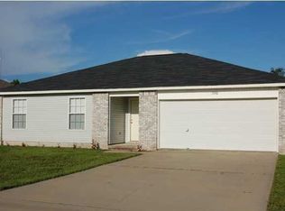 1530 Oak Dr, Gulf Breeze, FL 32563