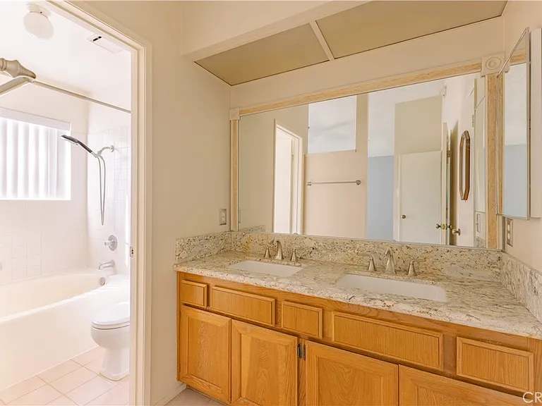 2708 Blue Fox Dr — Photo 15