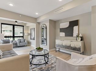 222 Ferndale Rd S UNIT 208, Wayzata, MN 55391