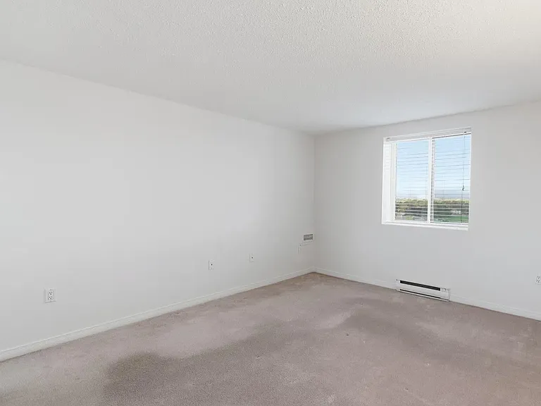6720 Glen Erin Dr #913 — Photo 14