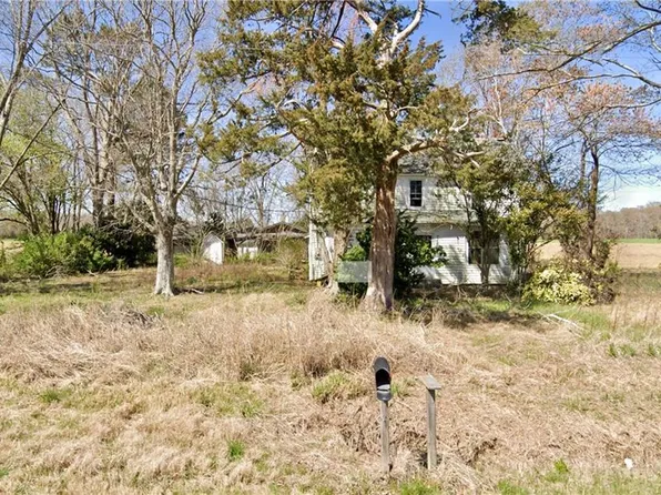 1223 Bart James Rd, Elizabeth City, NC 27909