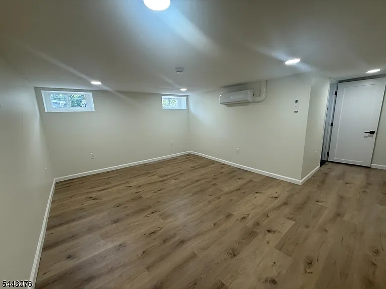 82 Grove St #2 — Photo 11
