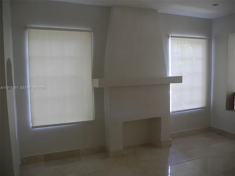 1720 SW 22nd Ter — Photo 10