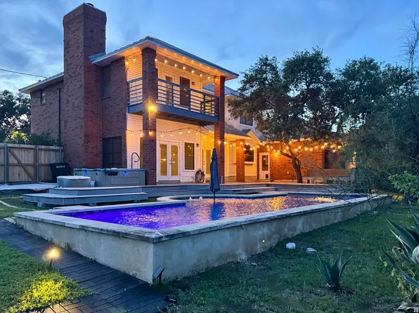 14806 Circle J Trl, Helotes, TX 78023